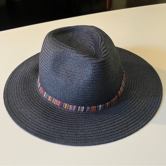 Wallaroo Sedona Hat - Stylish Navy Fedora with Colorful Band - Picture 1 of 2